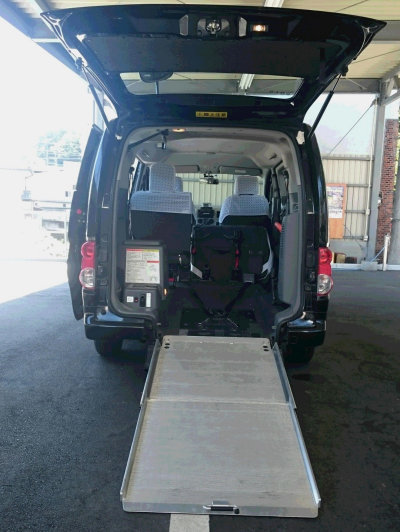 日産バネットユニバーサルデザイン